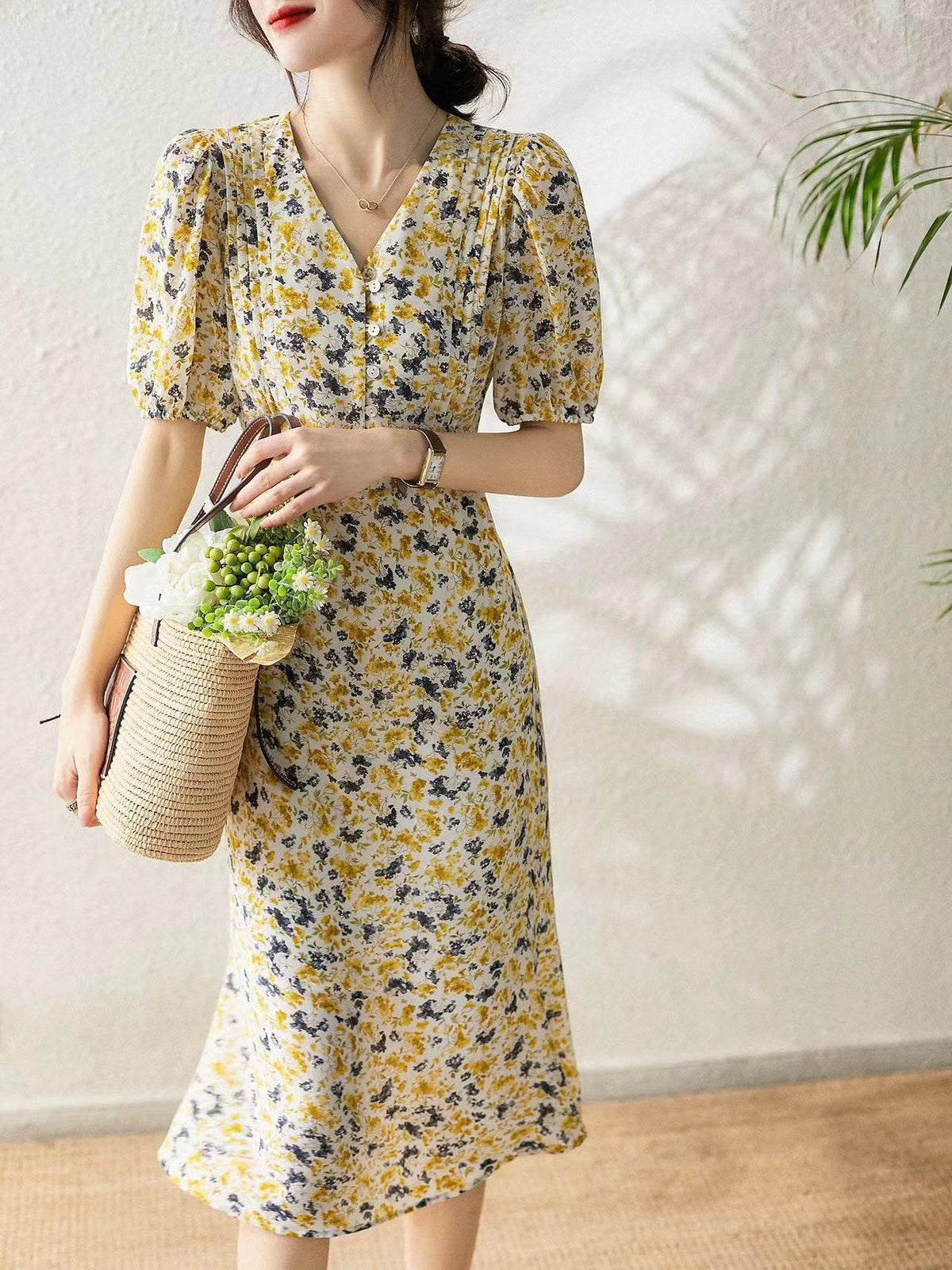 Retro Floral Puff Sleeve Dress