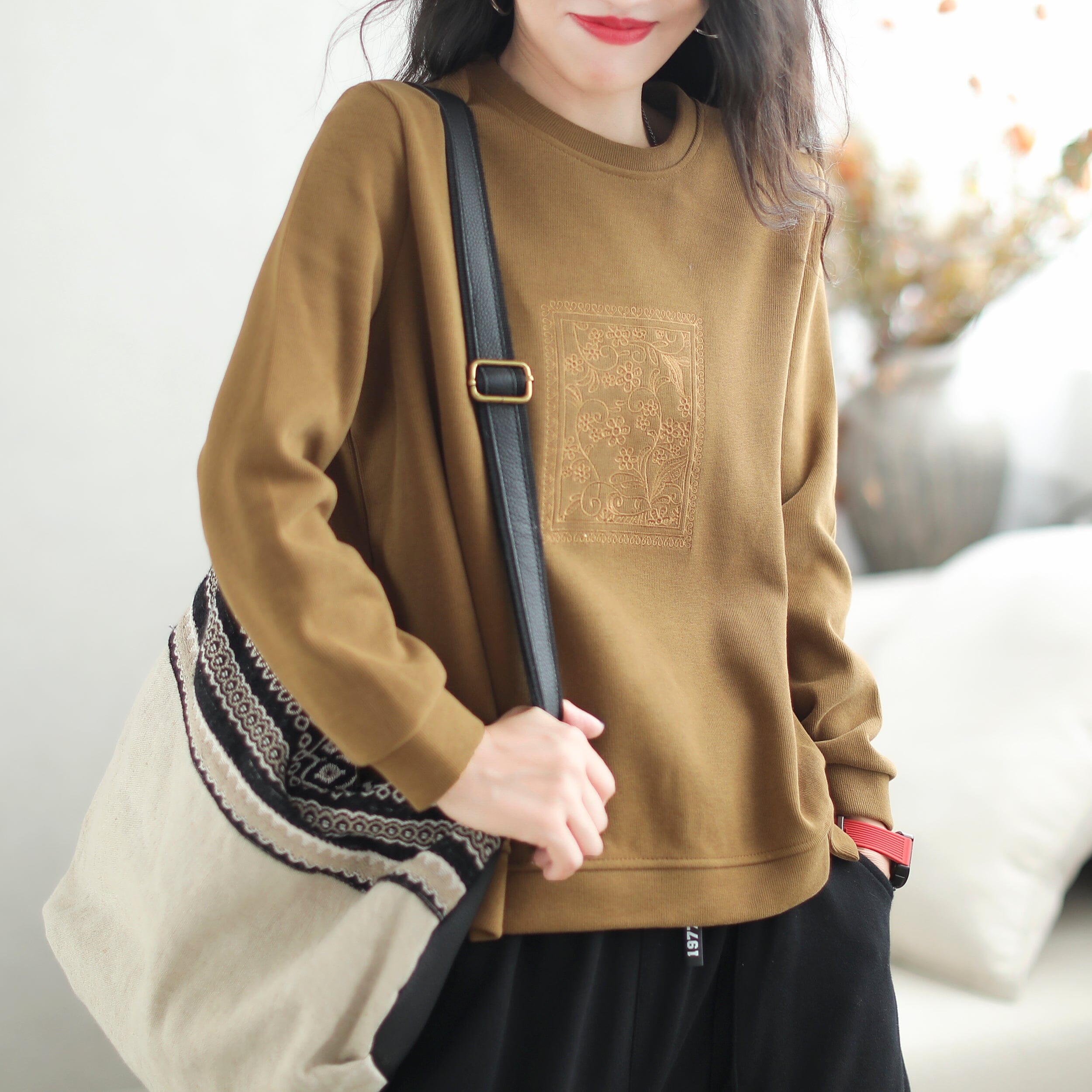 Autumn Cotton Loose Stylish Embroidery Sweater