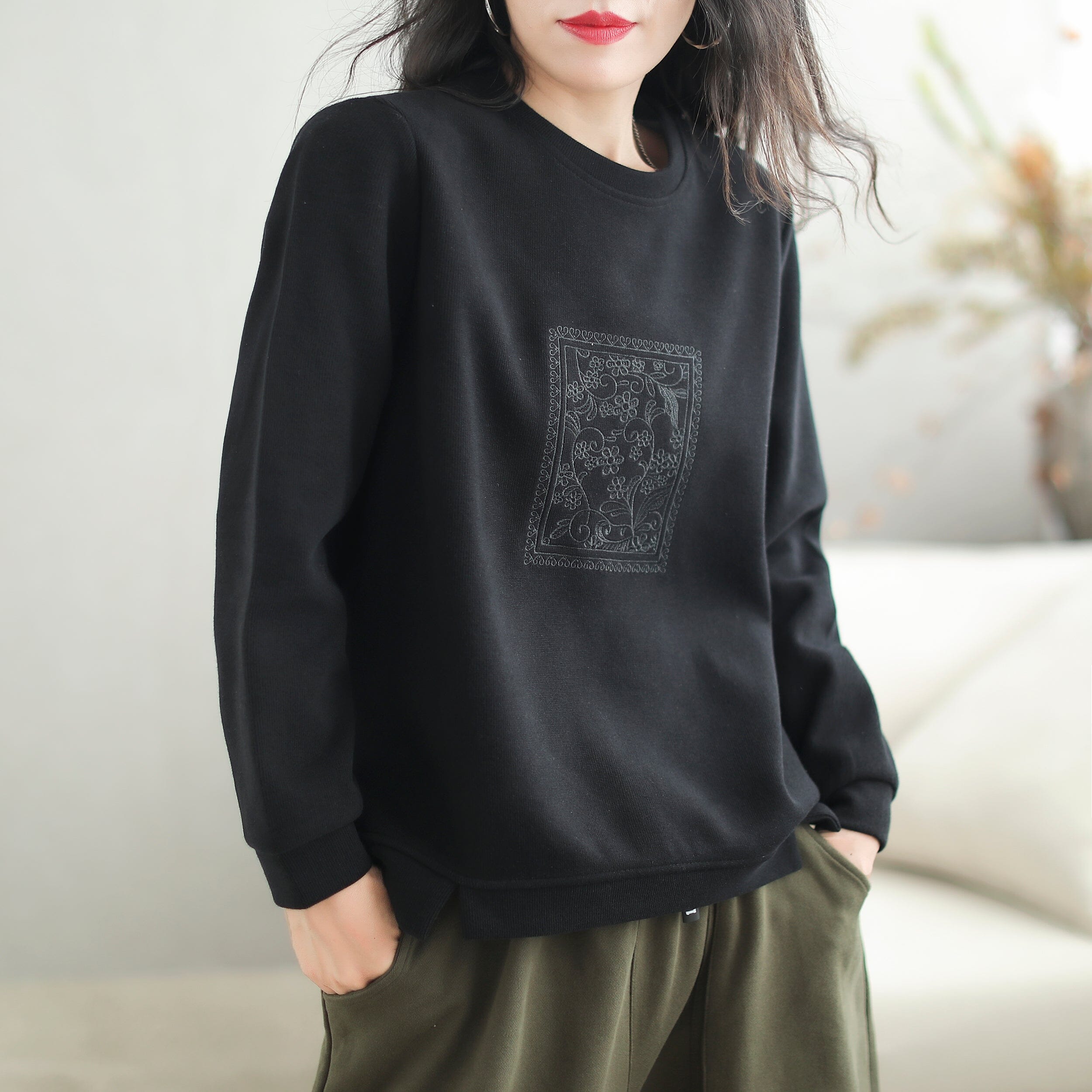 Autumn Cotton Loose Stylish Embroidery Sweater