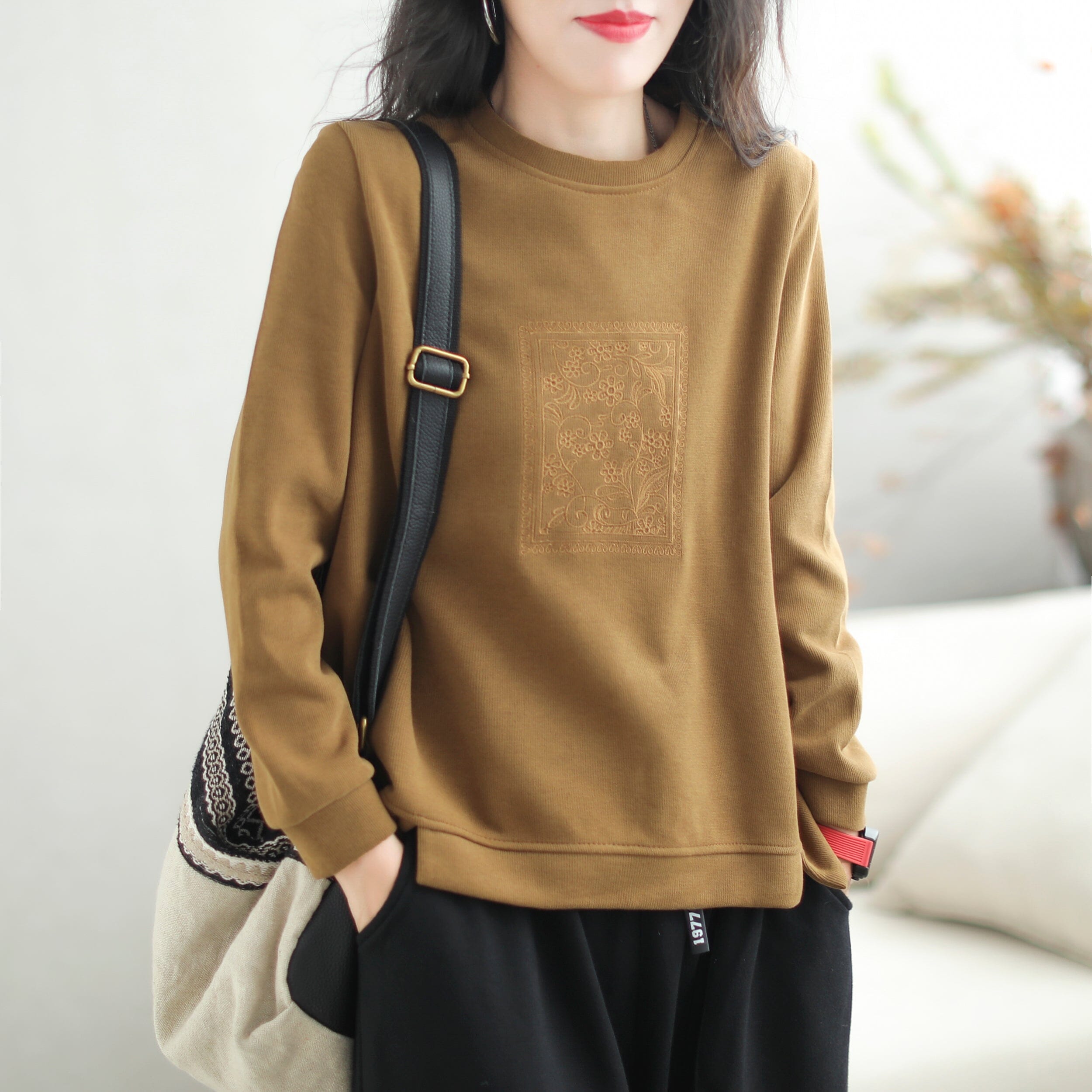 Autumn Cotton Loose Stylish Embroidery Sweater