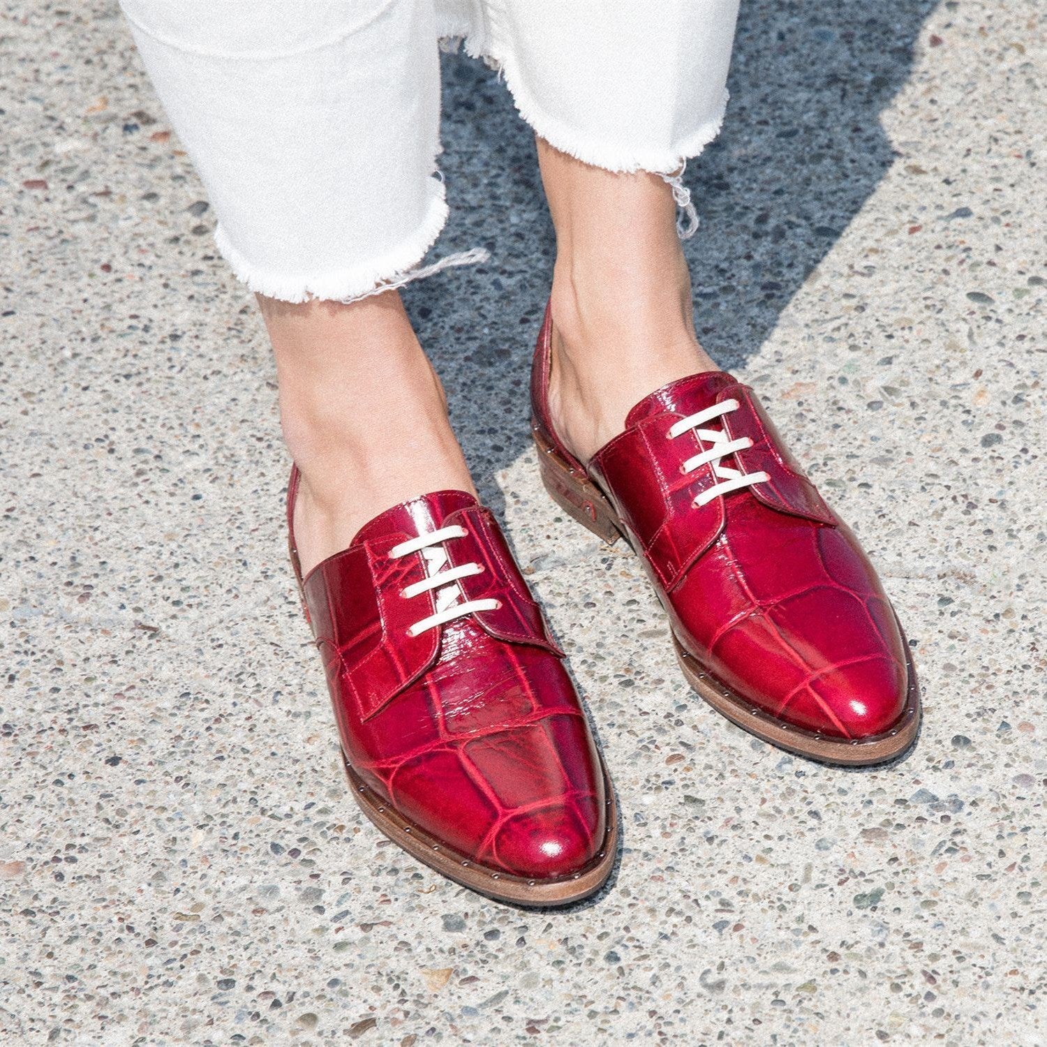 Burgundy Women's Oxfords Croco Embossed Lace up Flats Vintage Shoes