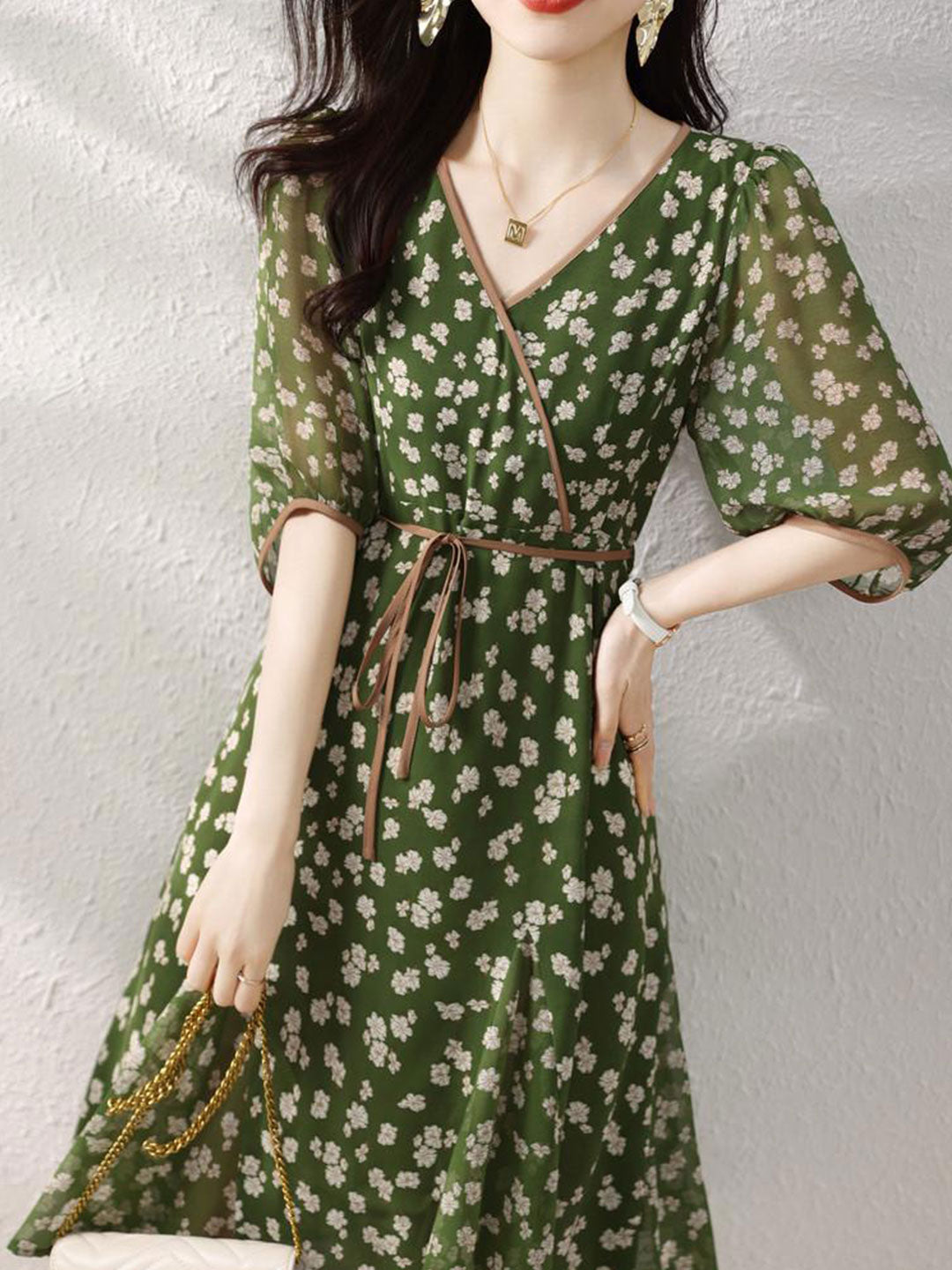 Retro Floral Wrap Waisted Dress-Green Short