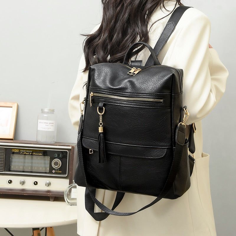 DB1242  Cool Backpack -  Soft Leather Shoulder Bag