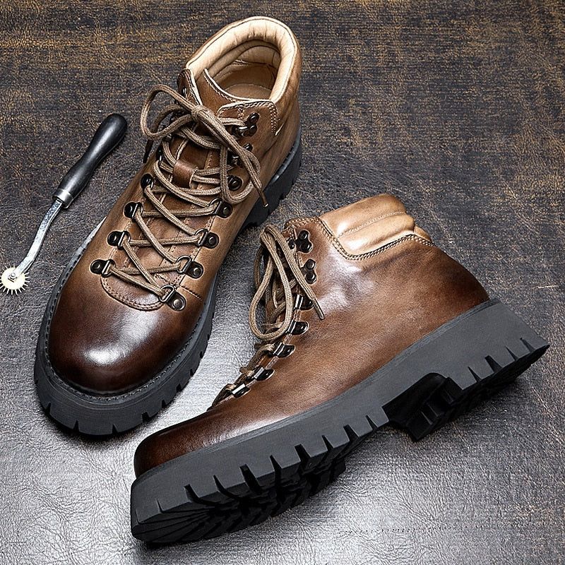 Casual Shoes QS356 - Leather Short Work Boots with Thick Sole