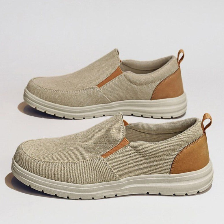 Lightweight Canvas Anti-skid Breathable Casual Shoes (FM1222)