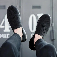 Lightweight Sneakers: P425 Casual Shoes with Breathable Design