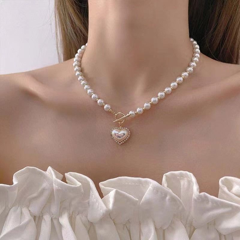 WB118:  Heart-Shaped Simulated Pearl Necklace - Charm Jewelry