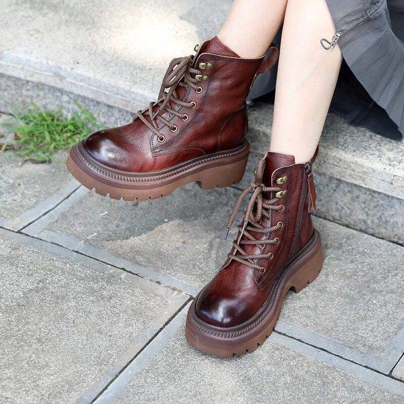 Casual Shoes: Leather Motorcycle Ankle Boots POL321