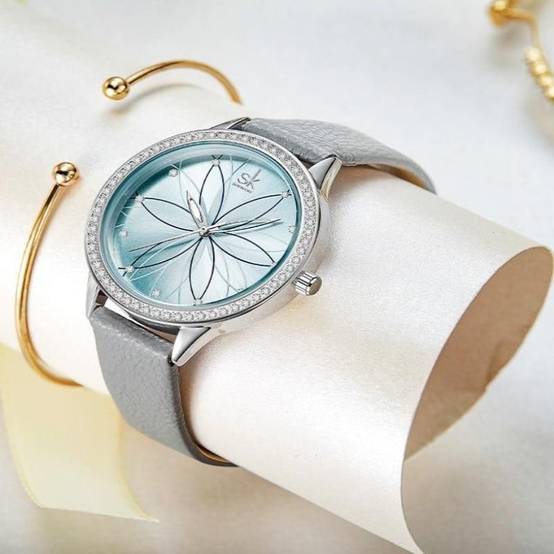 Simple Cheap Watches Linear Flowers Leather Crystal  Quartz SOS1227